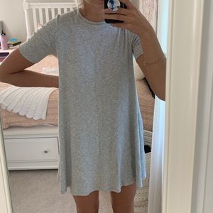 Forever 21 T-shirt Sweater Dress